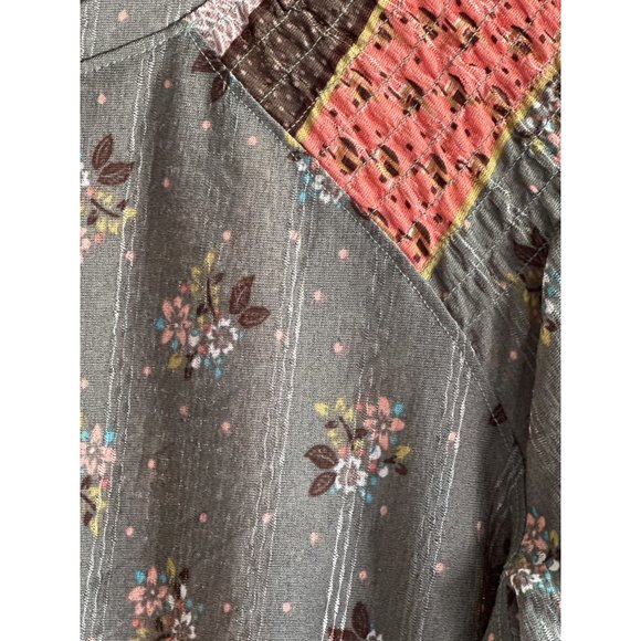 One World sz XL green print tasseled Boho long sleeve ruched cuff shoulder top - Picture 2 of 8